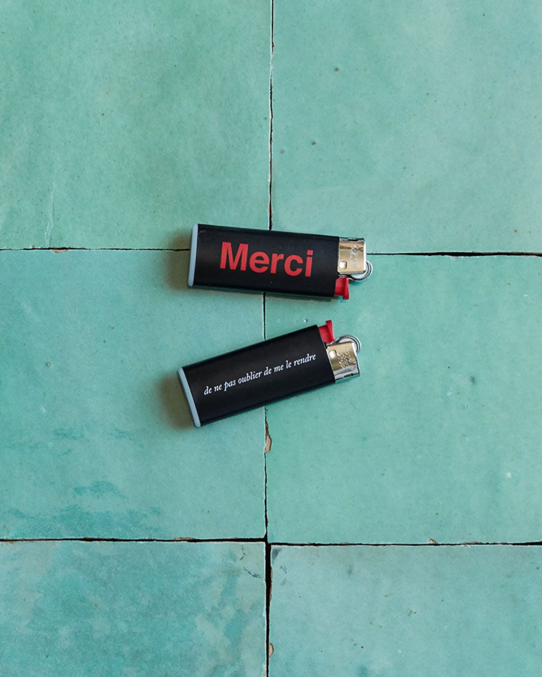 Merci - Briquet