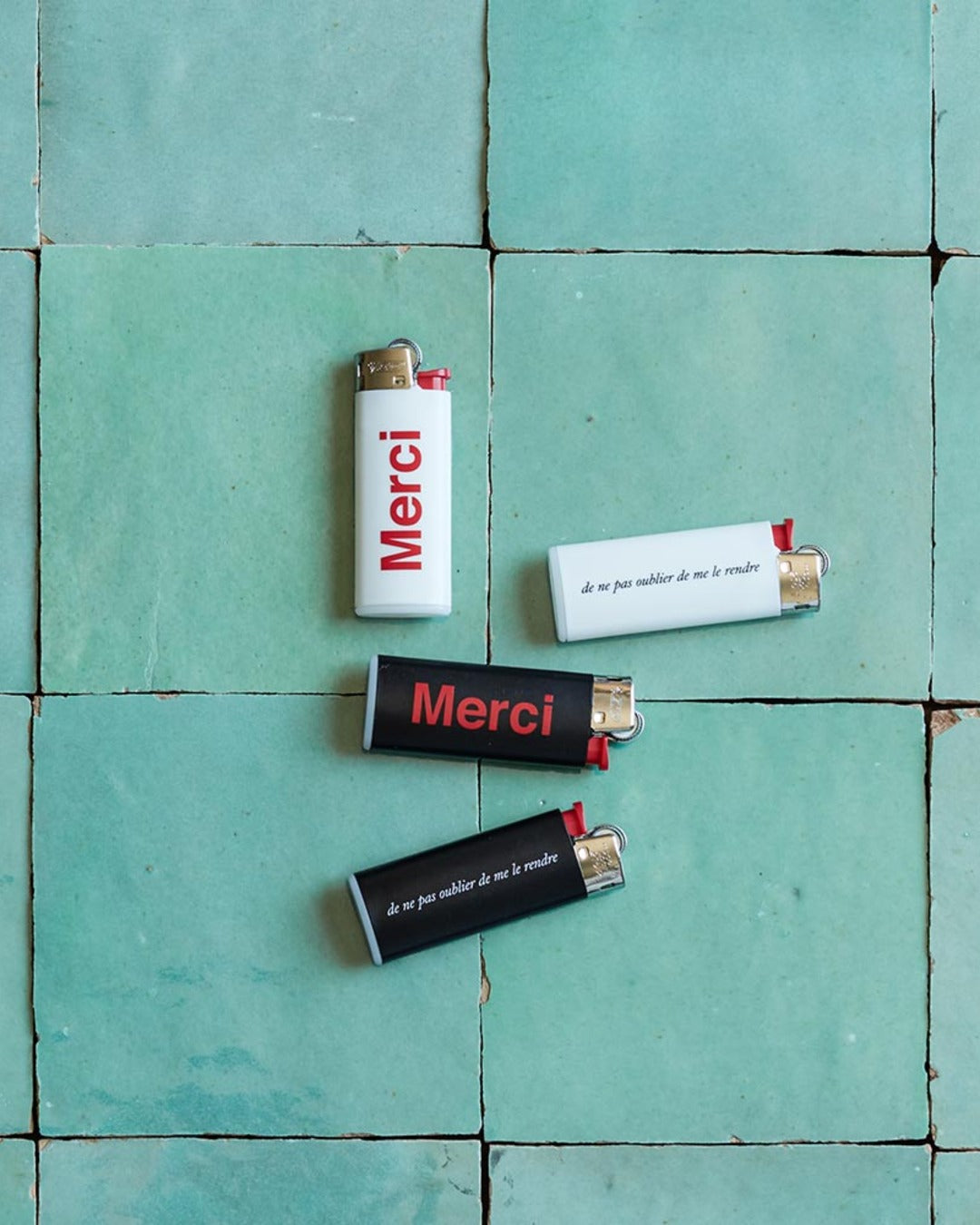 Merci - Briquet