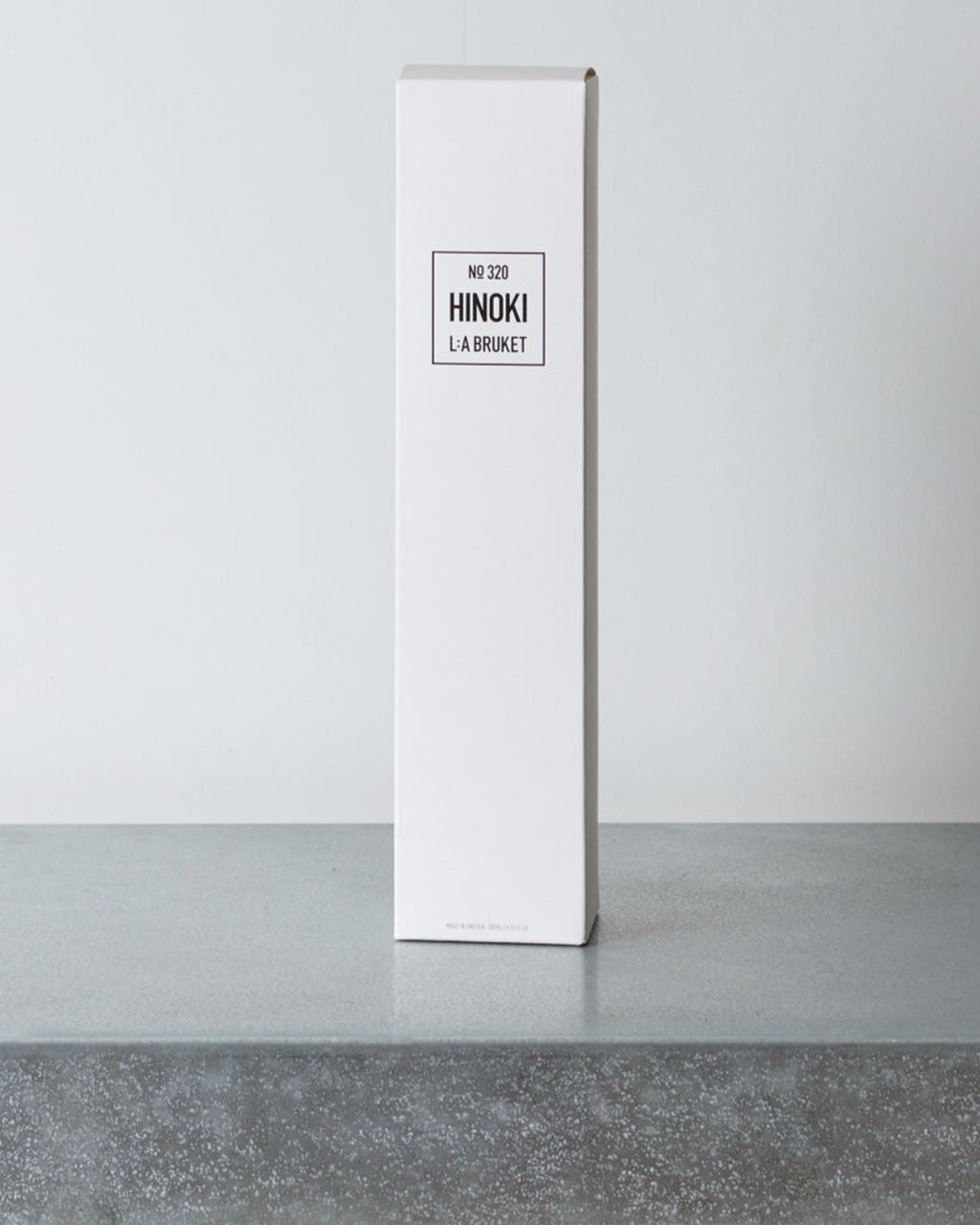 L:A Bruket - La Bruket room diffuser - N°204 Hinoki
