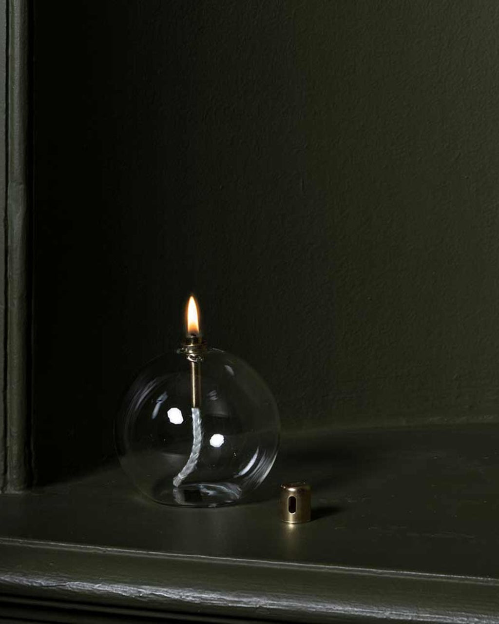 Peri Design - Round oil lamp