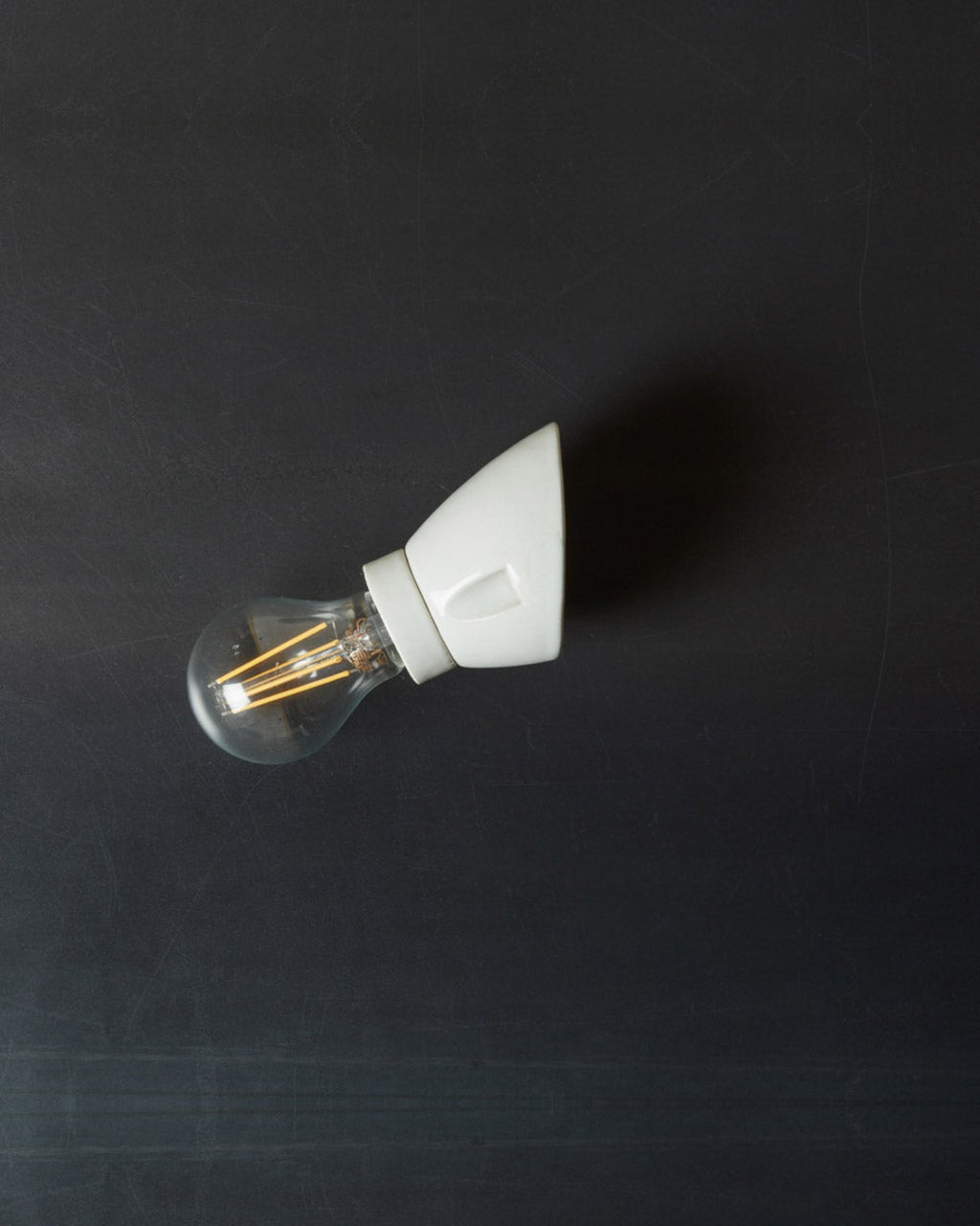 Manufactum - Applique En Porcelaine, Base Oblique