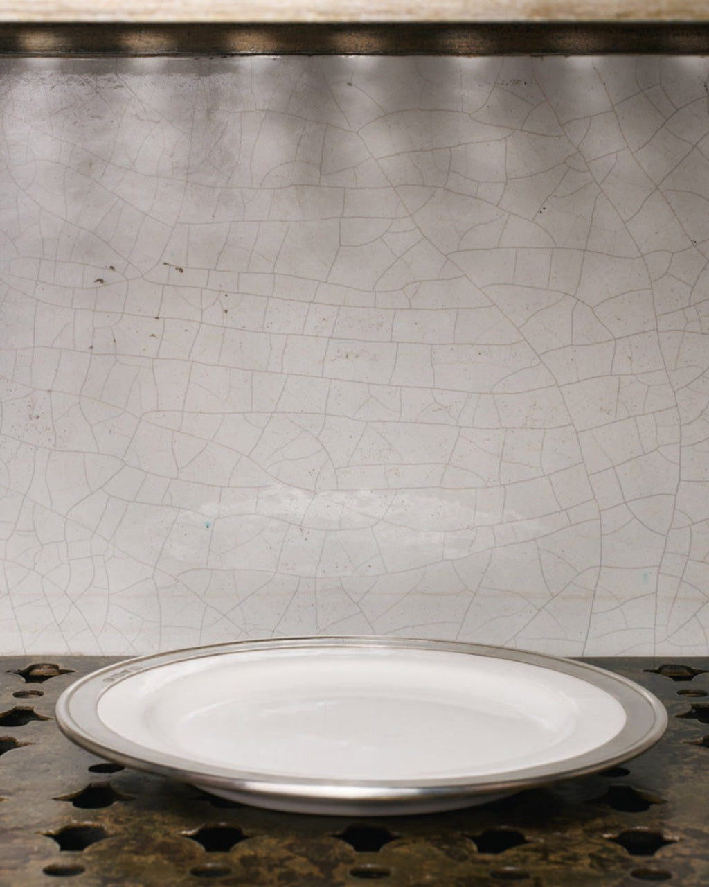 Cosi Tabellini - Ceramic and pewter dessert plate