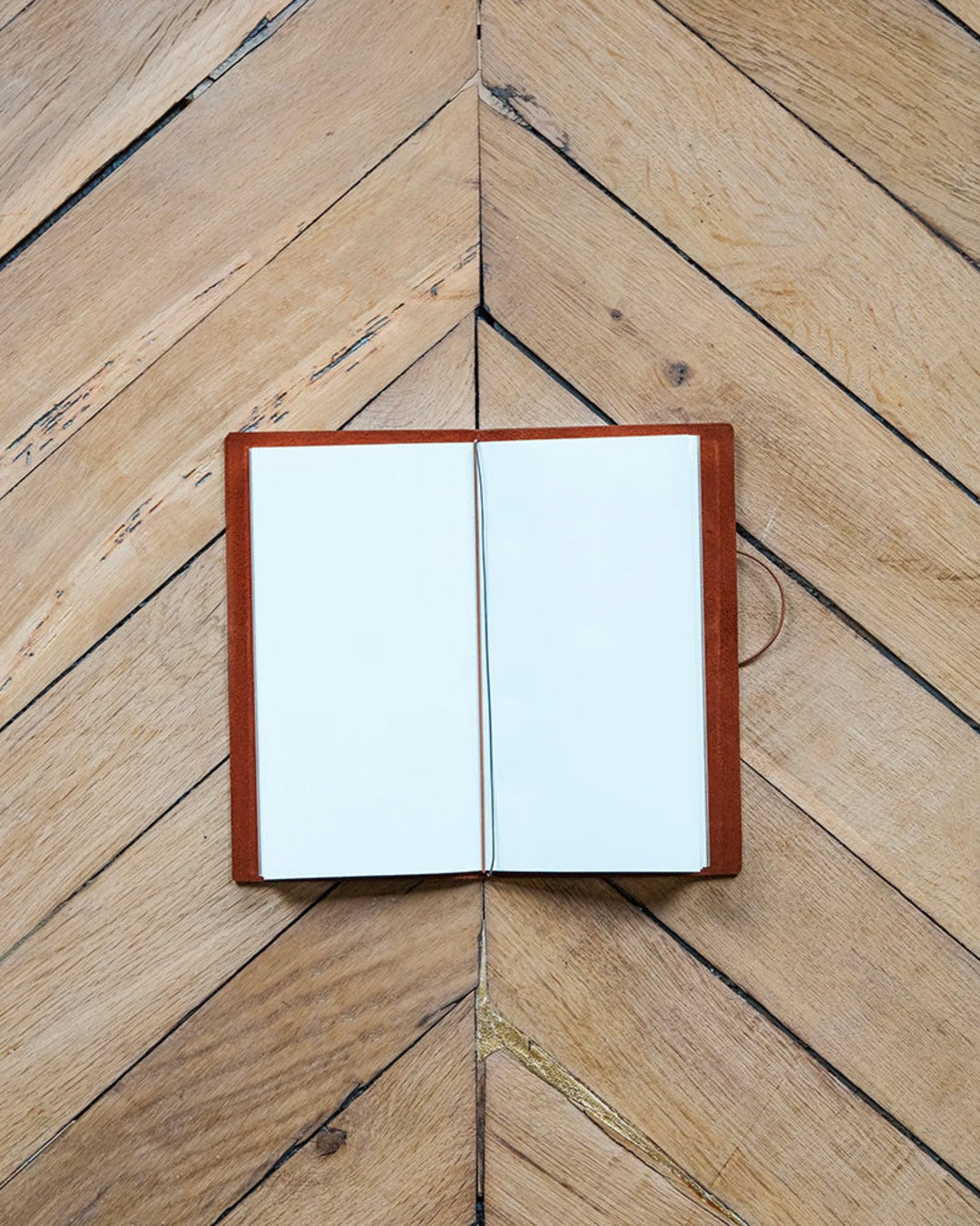Designphil - Leather travel journal - Camel