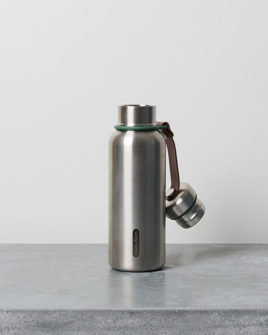 Black & Blum - Gourde Isotherme En Inox 500Ml - Olive