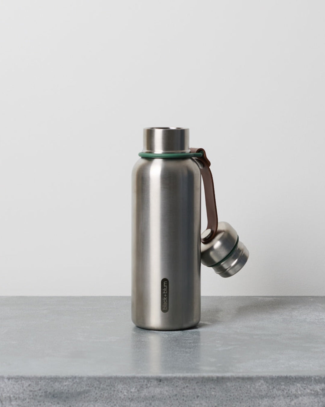 Black & Blum - Gourde Isotherme En Inox 500Ml - Olive