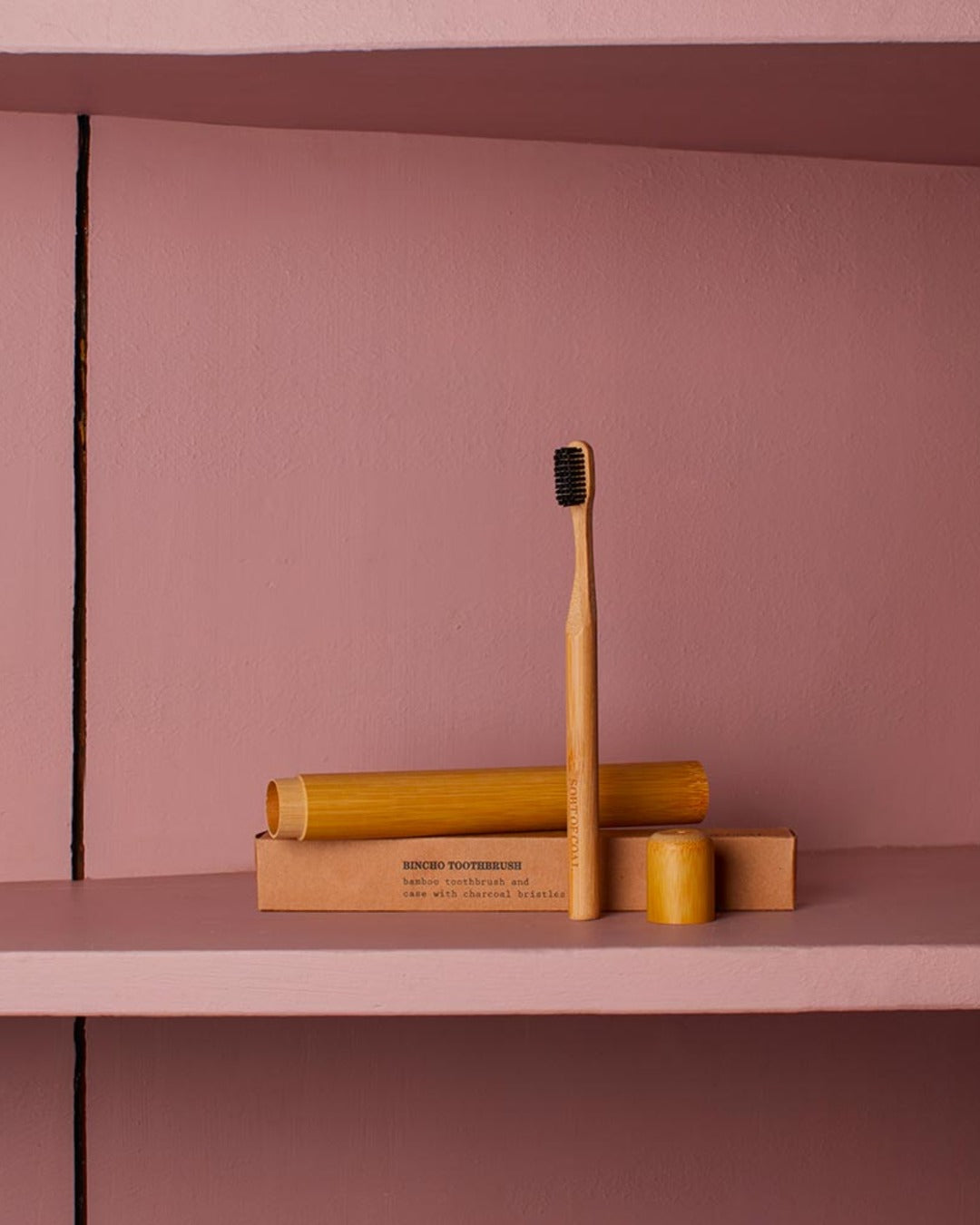 Sort Of Coal - Toothbrush with bamboo case