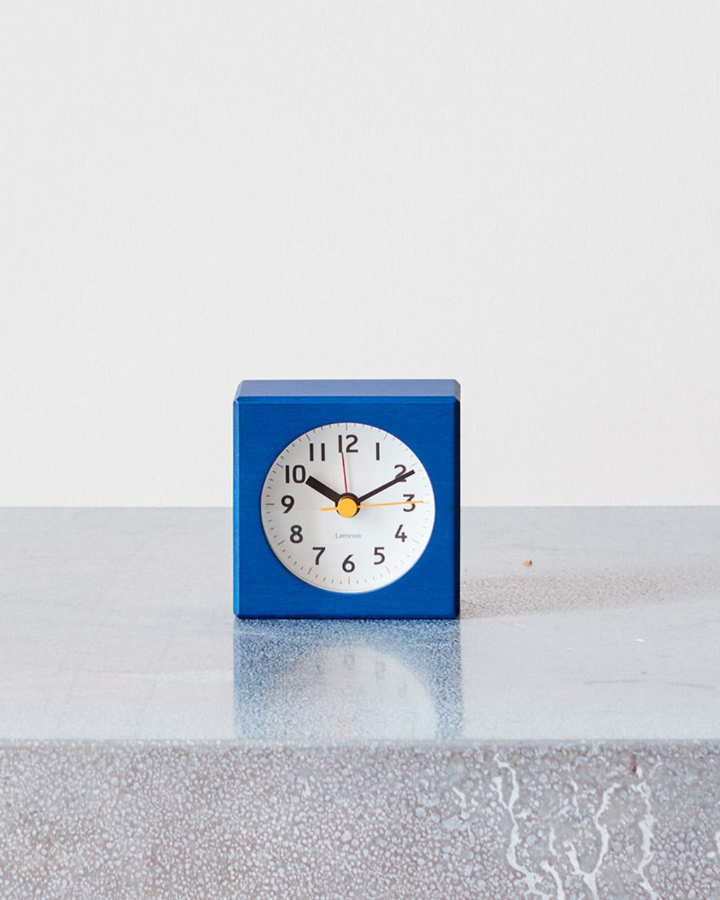Lemnos - Small square alarm clock - Blue