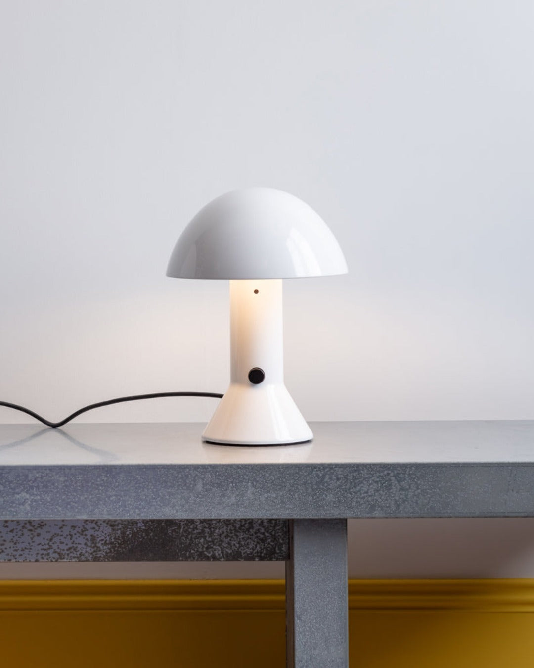 Martinelli Luce - Elmetto table lamp - White