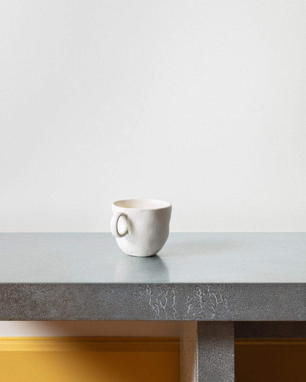 Mos - Stoneware mug - Cream