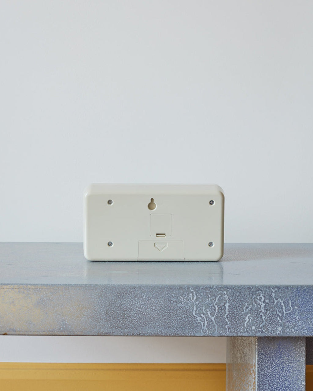 Twemco - Clock QT 30 - Beige