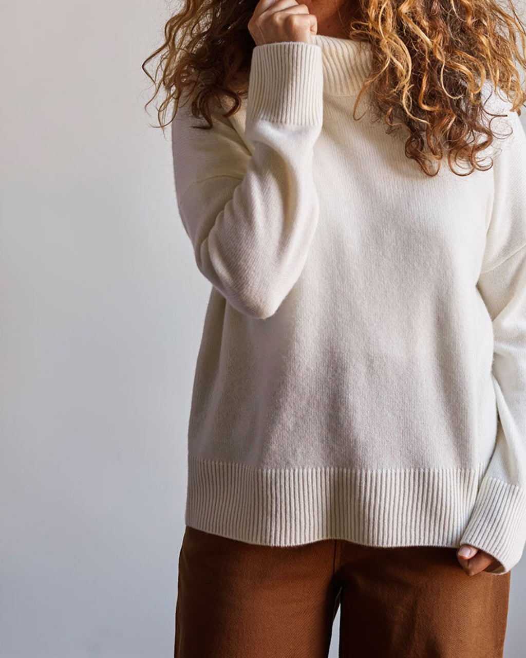 Merci - chimney collar cashmere jumper - Off White