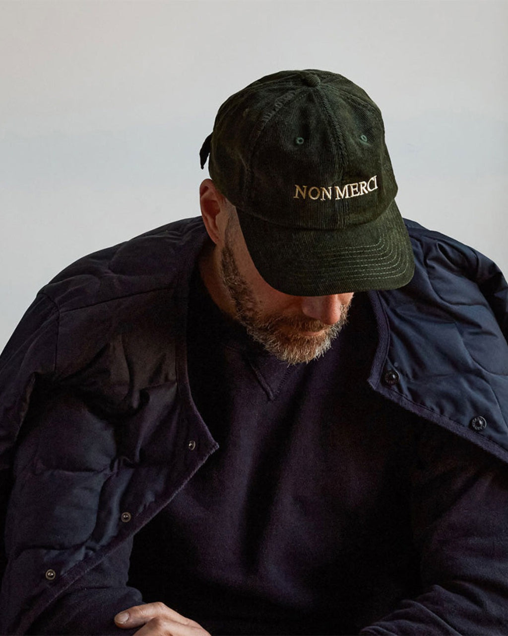 Merci - embroidered cap Non - Green corduroy