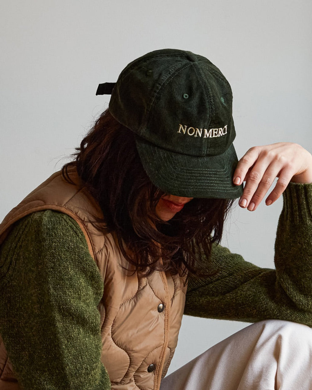 Merci - embroidered cap Non - Green corduroy