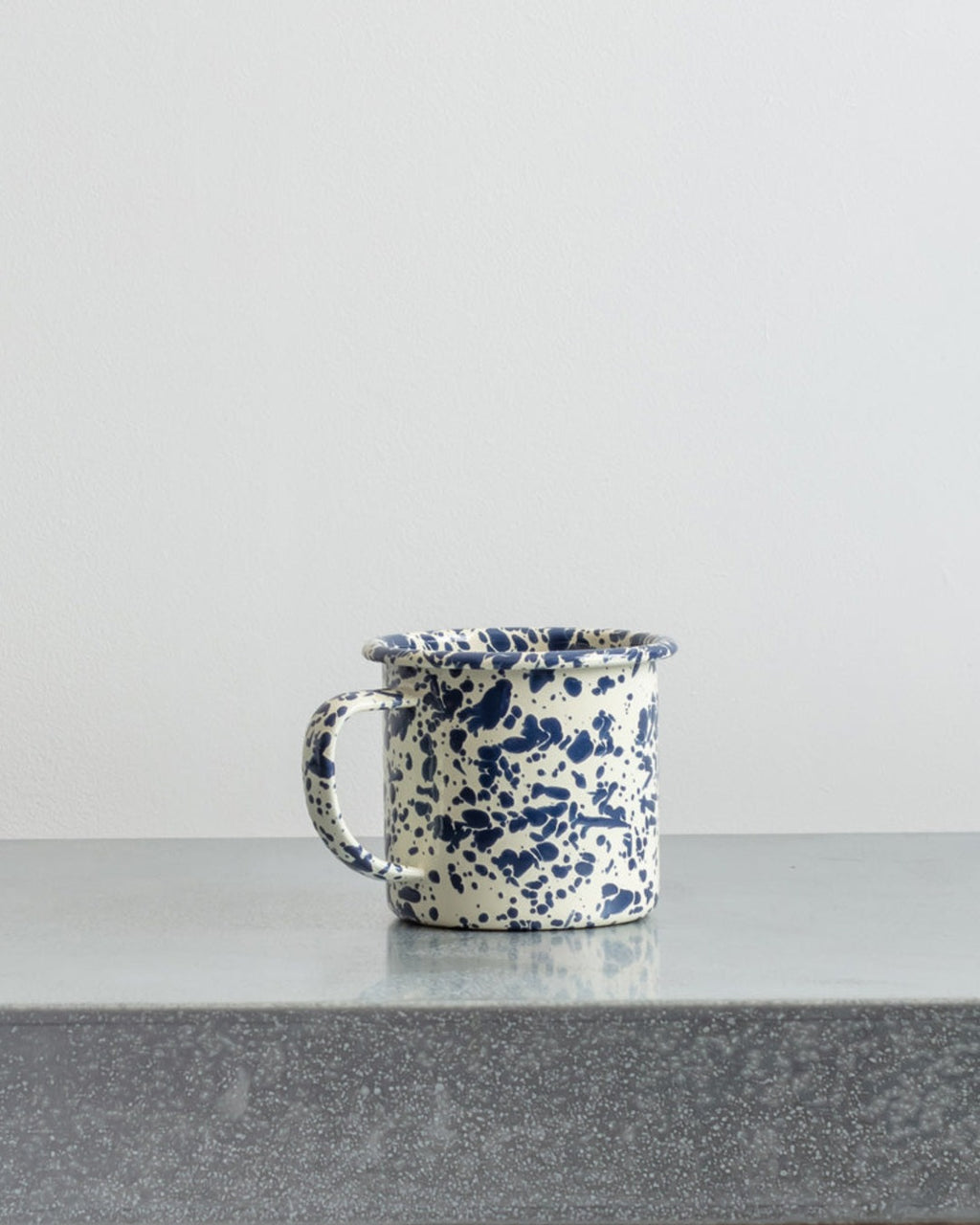 Crow Canyon Home - Mug En Émail Avec Éclaboussures Bleues