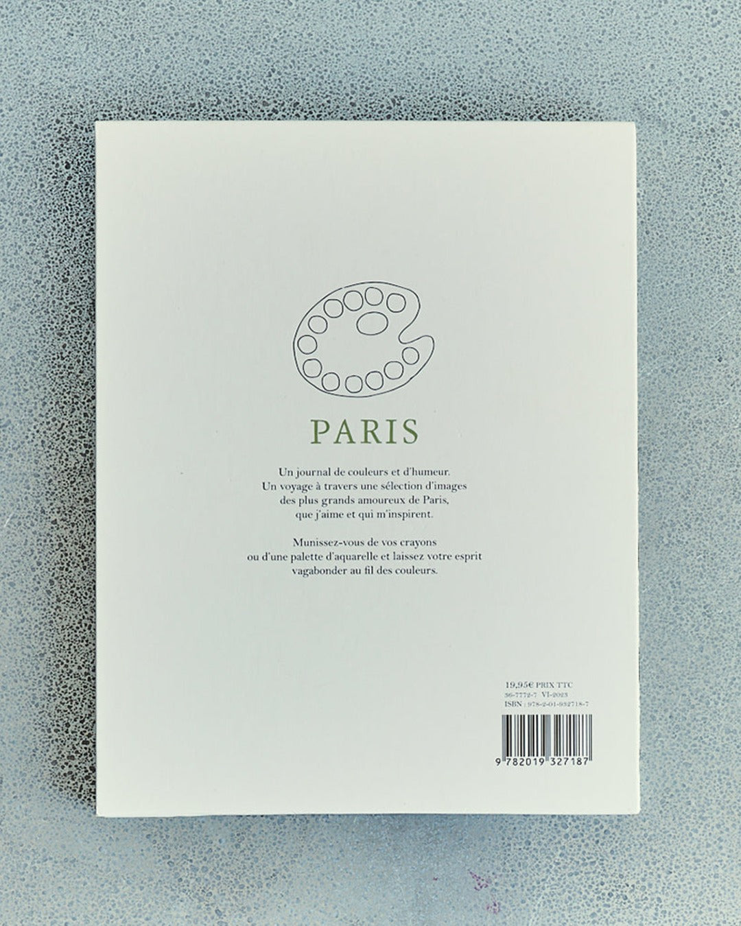 Hachette Editions - Book - Paris by Zoé de las Cases