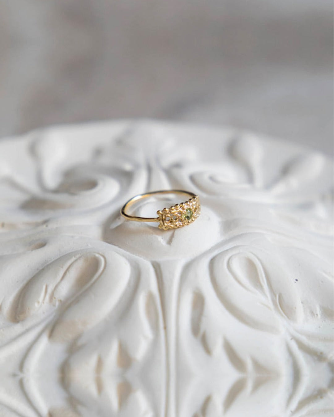 Alix D Reynis - Jeanne Ring - Gold