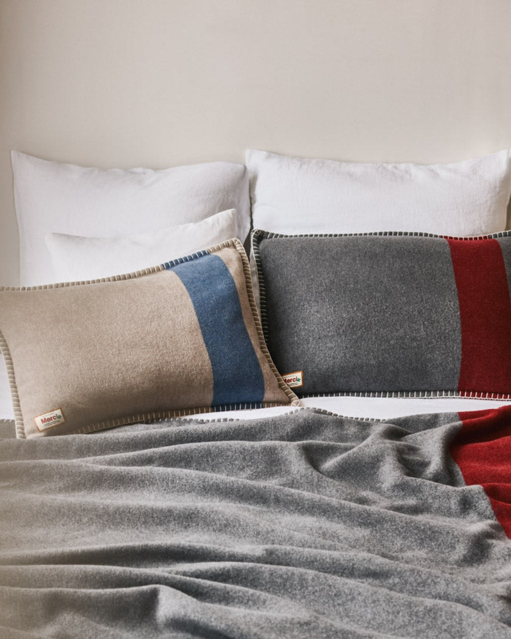 Merci - cushion - Grey
