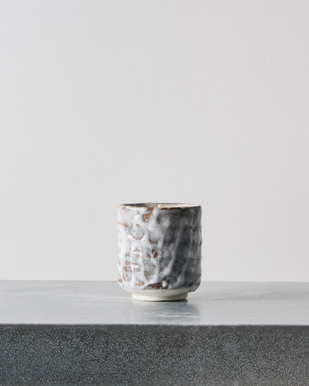 Provider Store - Nukata Hikari candle - White