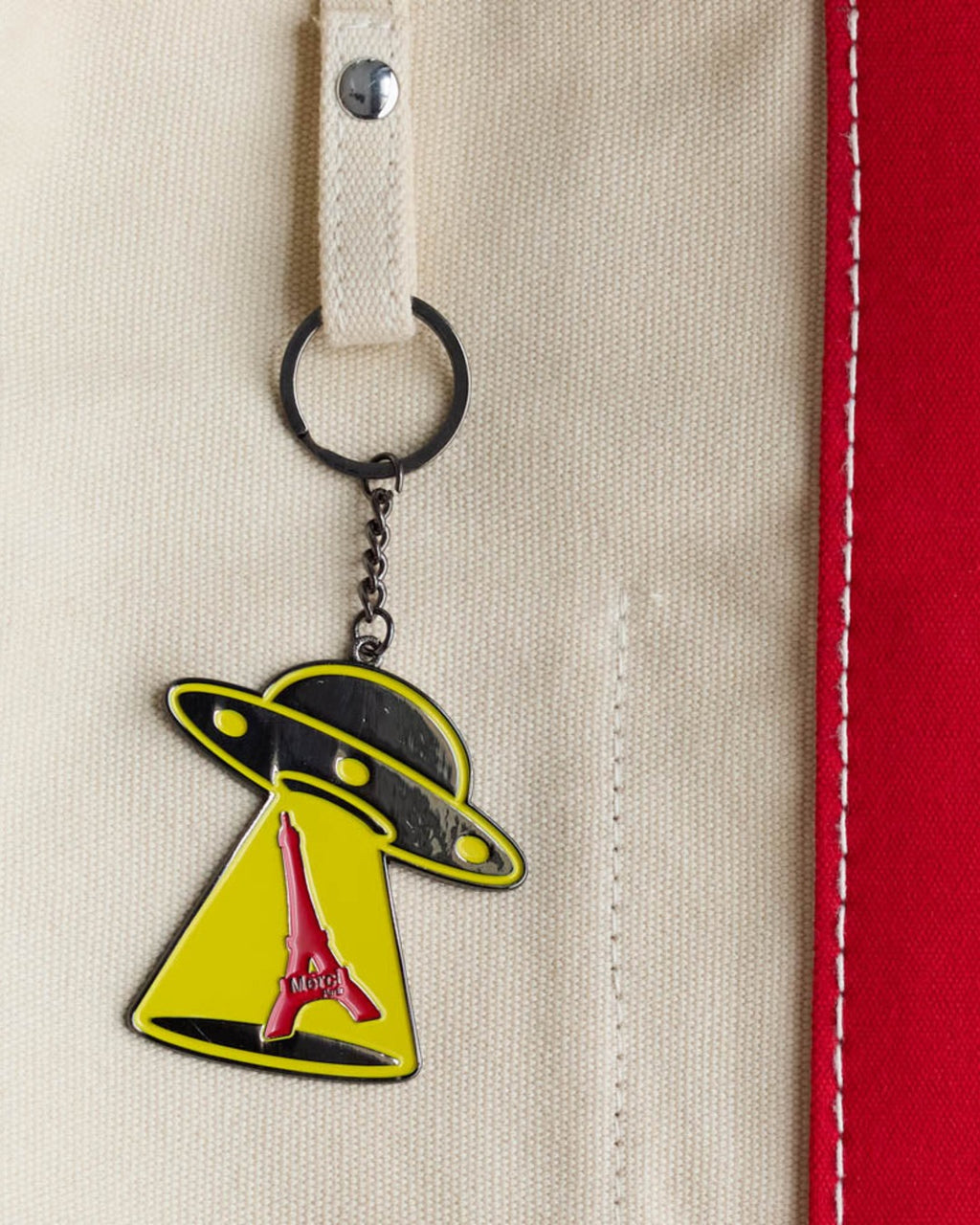 Merci - Porte-Clés En Métal Ufo Tour Eiffel