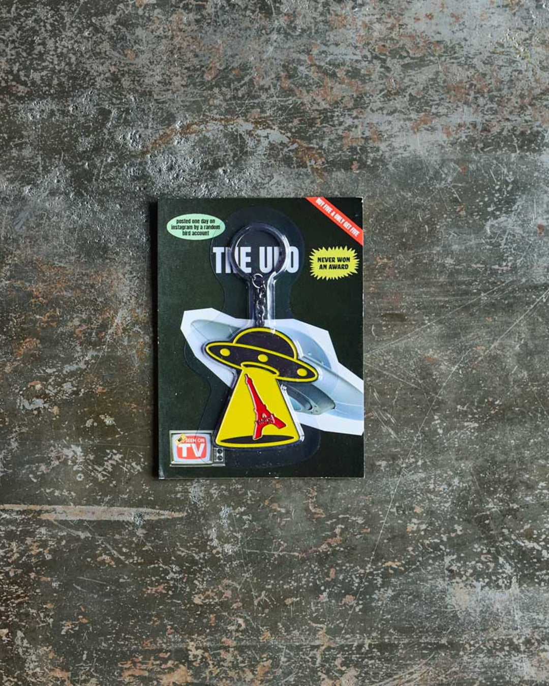 Merci - UFO metal key ring - Eiffel Tower