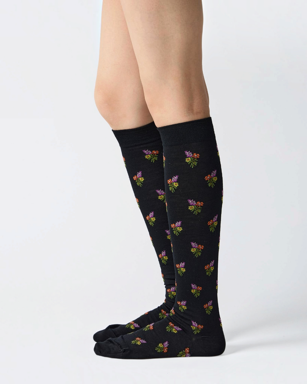 Chaussettes hautes Merci Paris Babaco noires en laine et nylon avec motif de petits bouquets de fleurs colorées