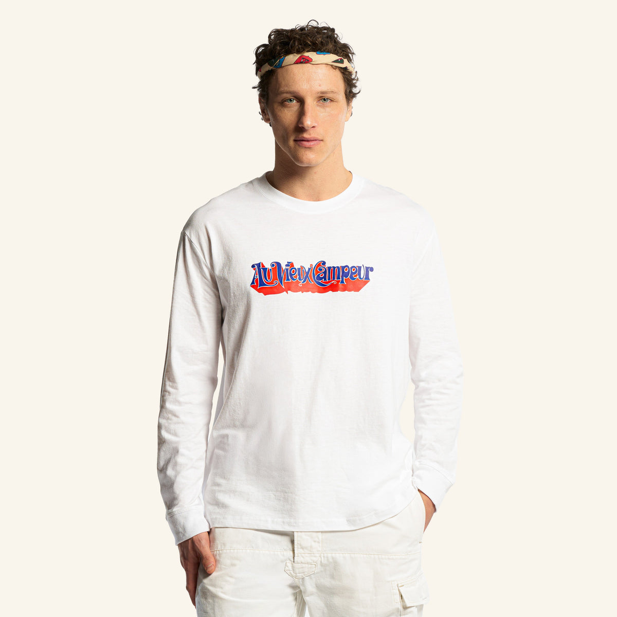 Au Vieux Campeur - Congés Payés - T-Shirt Manches Longues Couverture 1976 - Blanc