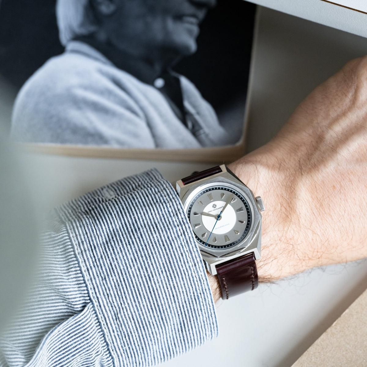 Montre Beaumarchais - Horae - Merci - vue 2