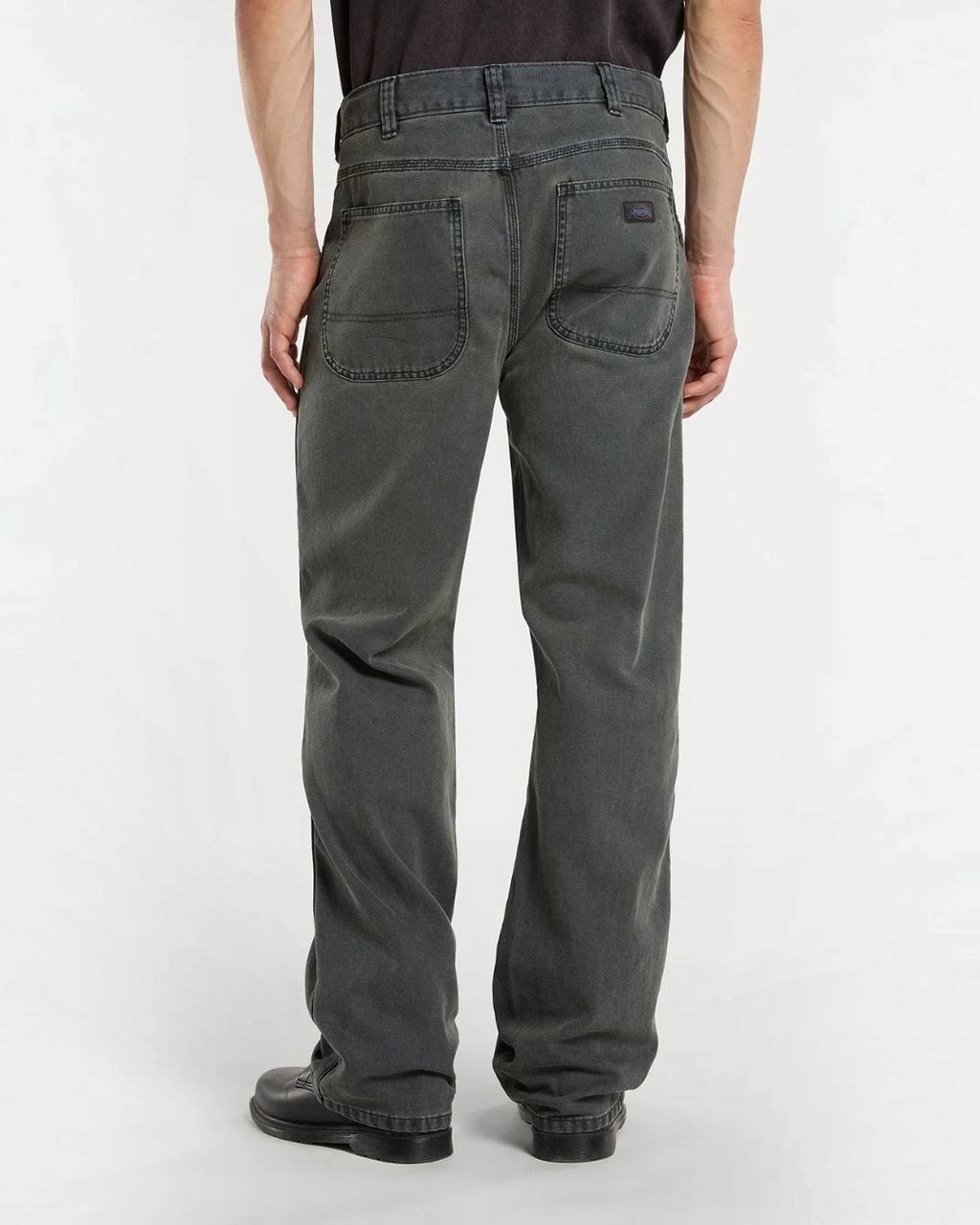 Rear view of green Houck pants Merci Paris Dickies in cotton canvas with patch pockets and relaxed fit