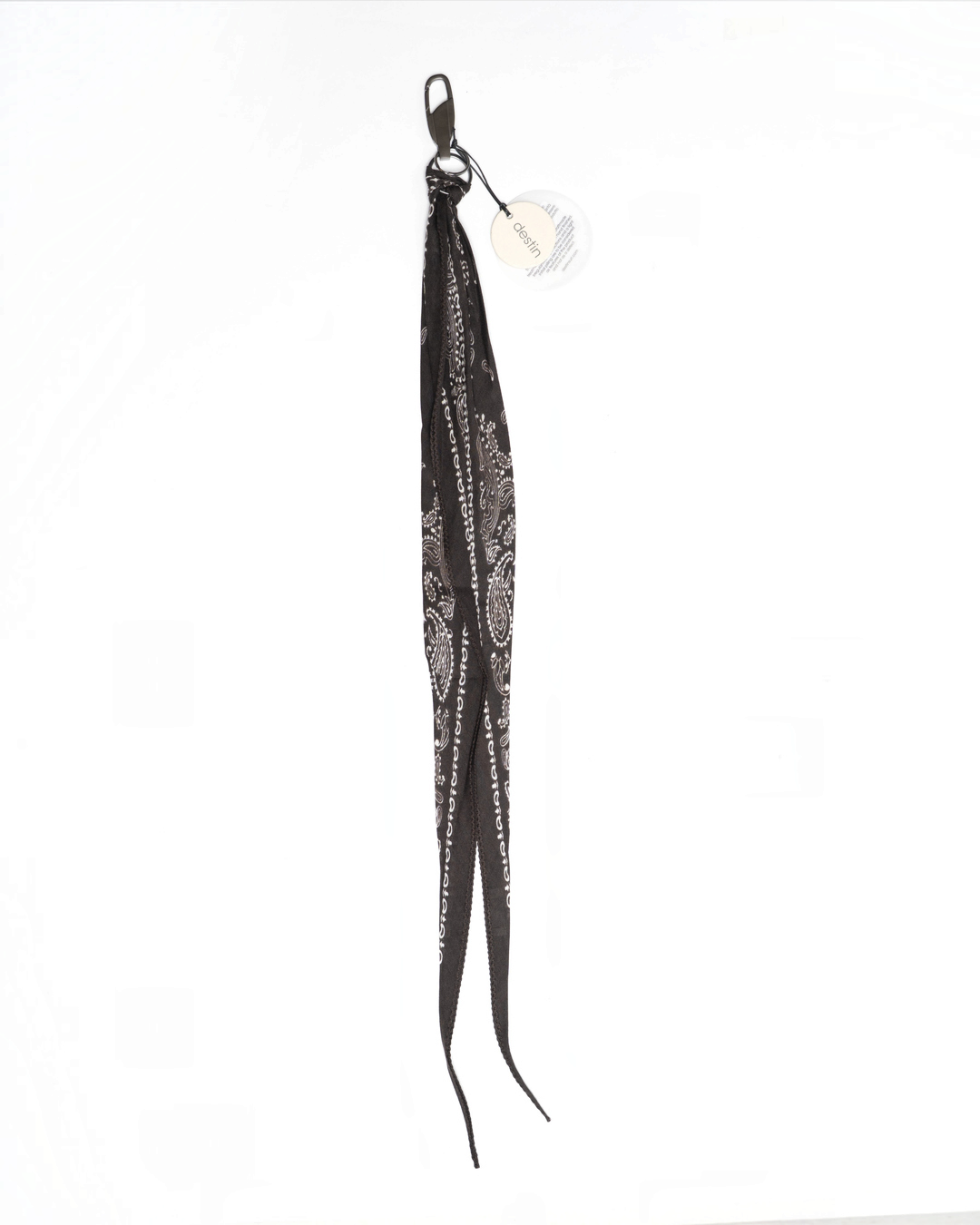 Foulard Keyclip Merci Paris de la marque Destin en mélange modal et cachemire couleur chocolat avec motif paisley