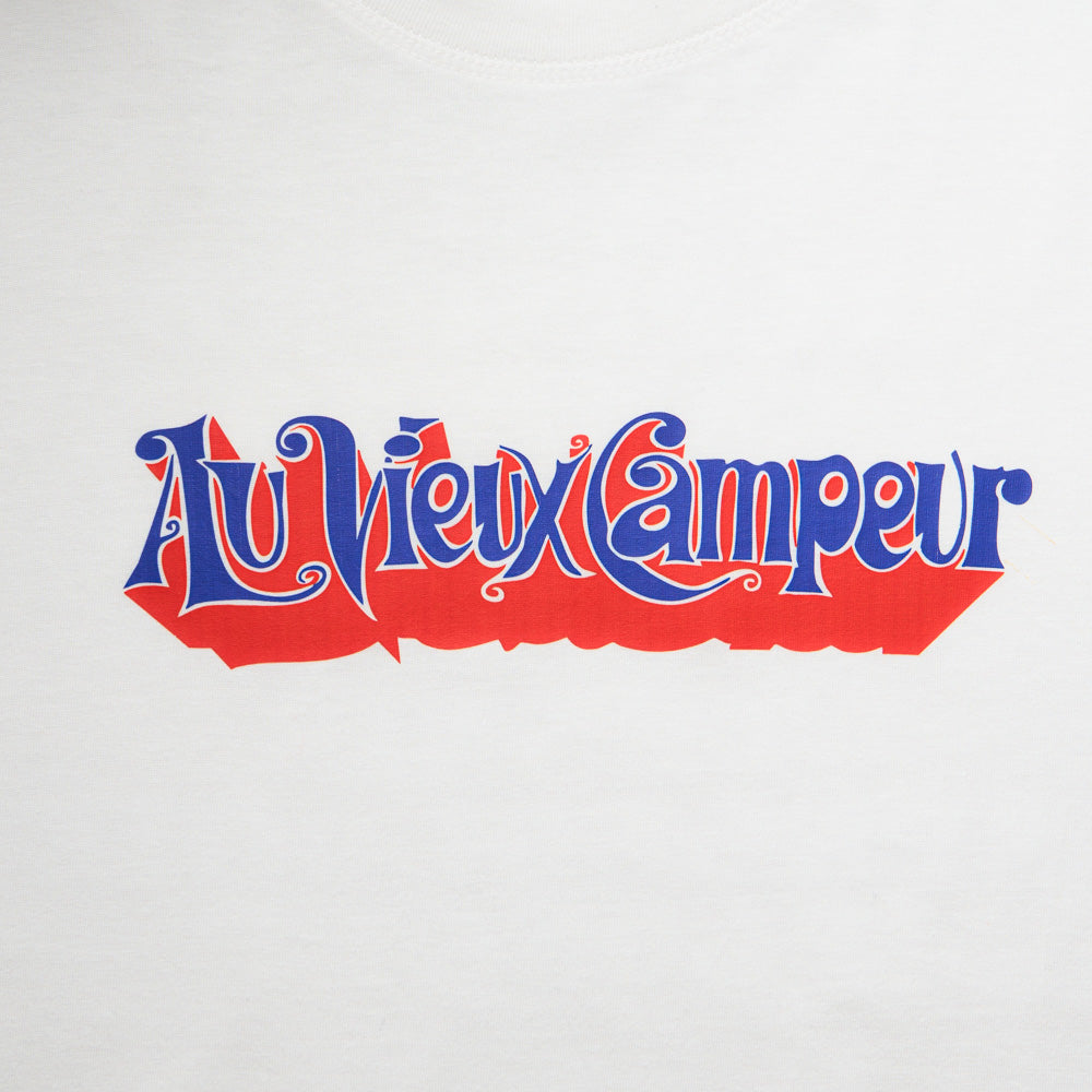 Au Vieux Campeur - Congés Payés - T-Shirt Manches Longues Couverture 1976 - Blanc