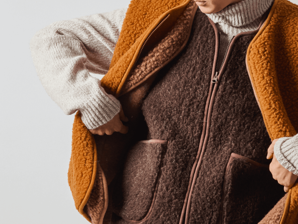 The sleeveless jacket