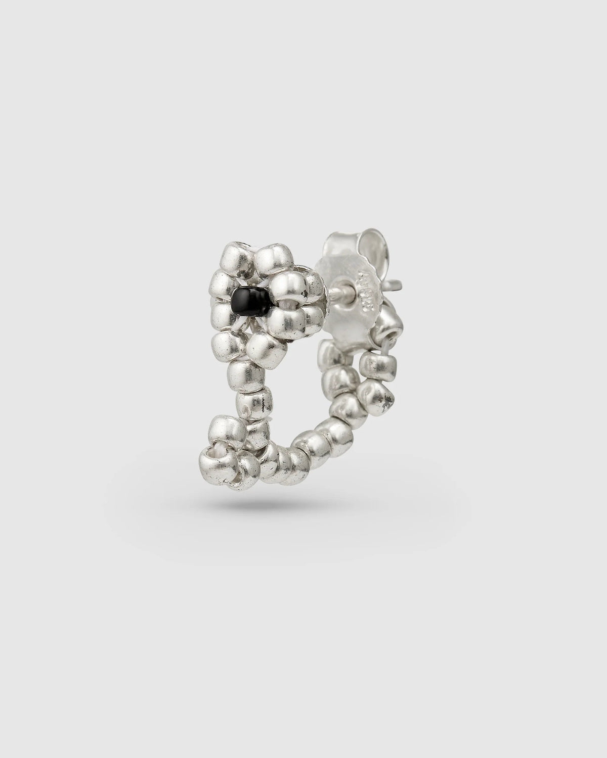 Pura Utz - Boucles d'oreilles Crome Flor Huggie - Argenté