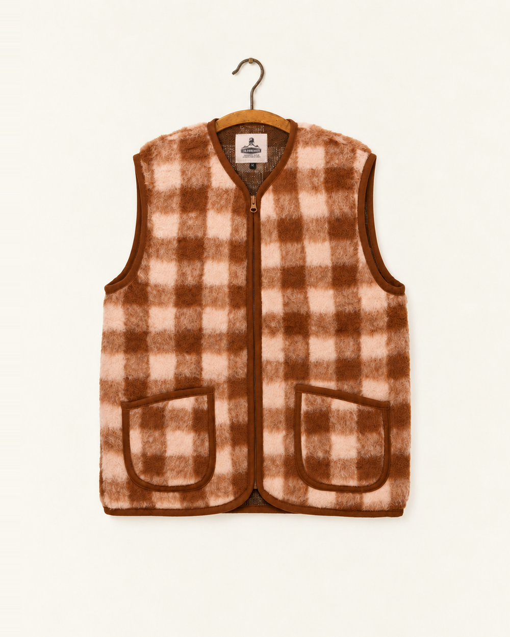 Coldbreaker - Veste Pepitco Ultralight - Chequer Apricot – vue de face sur cintre