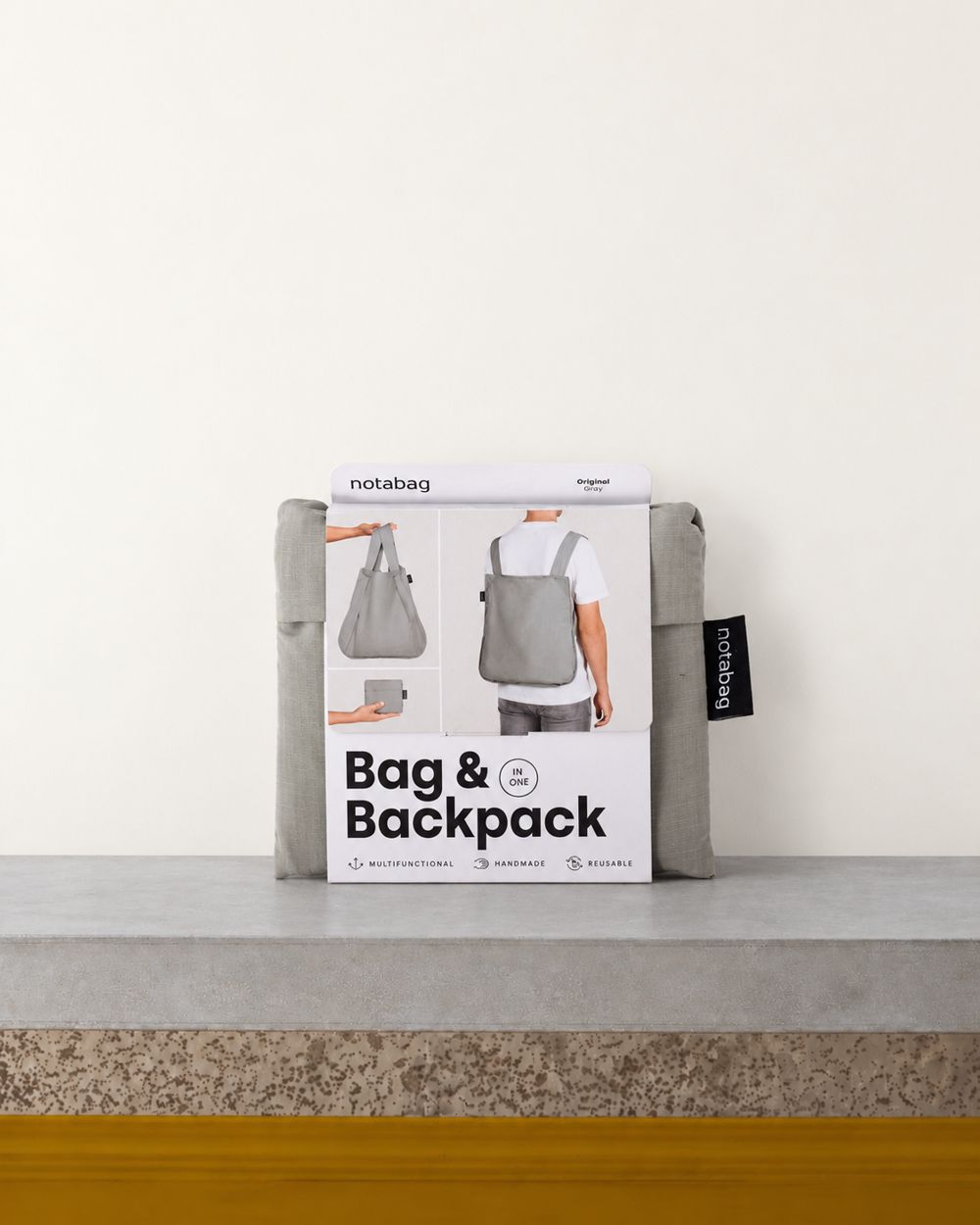 Notabag - Sac 2 En 1 - Gris – Vue sur banc