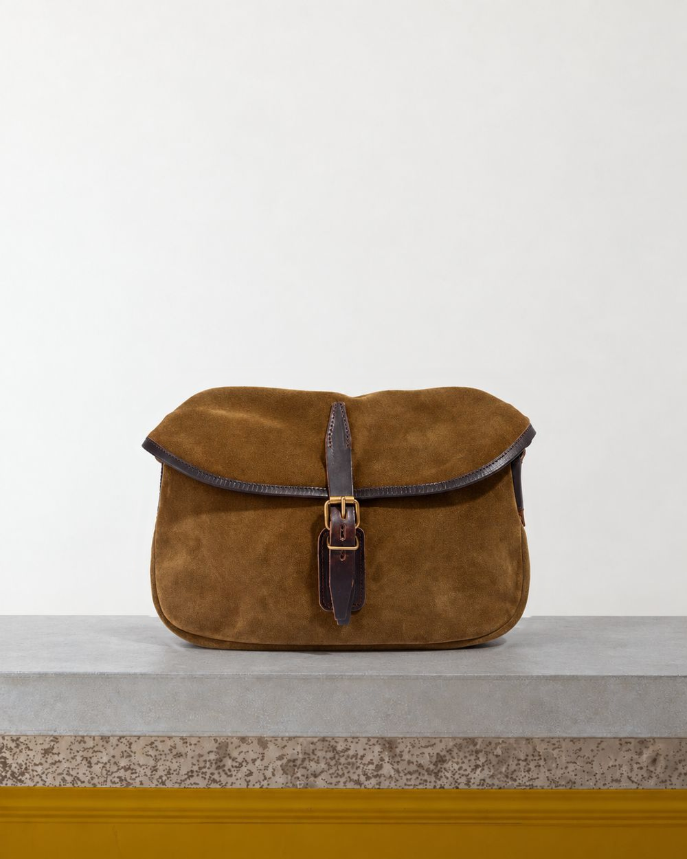 Bleu De Chauffe - Sac Musette Du Pecheur Xs - Marron Noisette – Vue sur banc