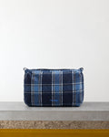 Topologie - Bottle Bag Large Satchel - Bleu – View on bench