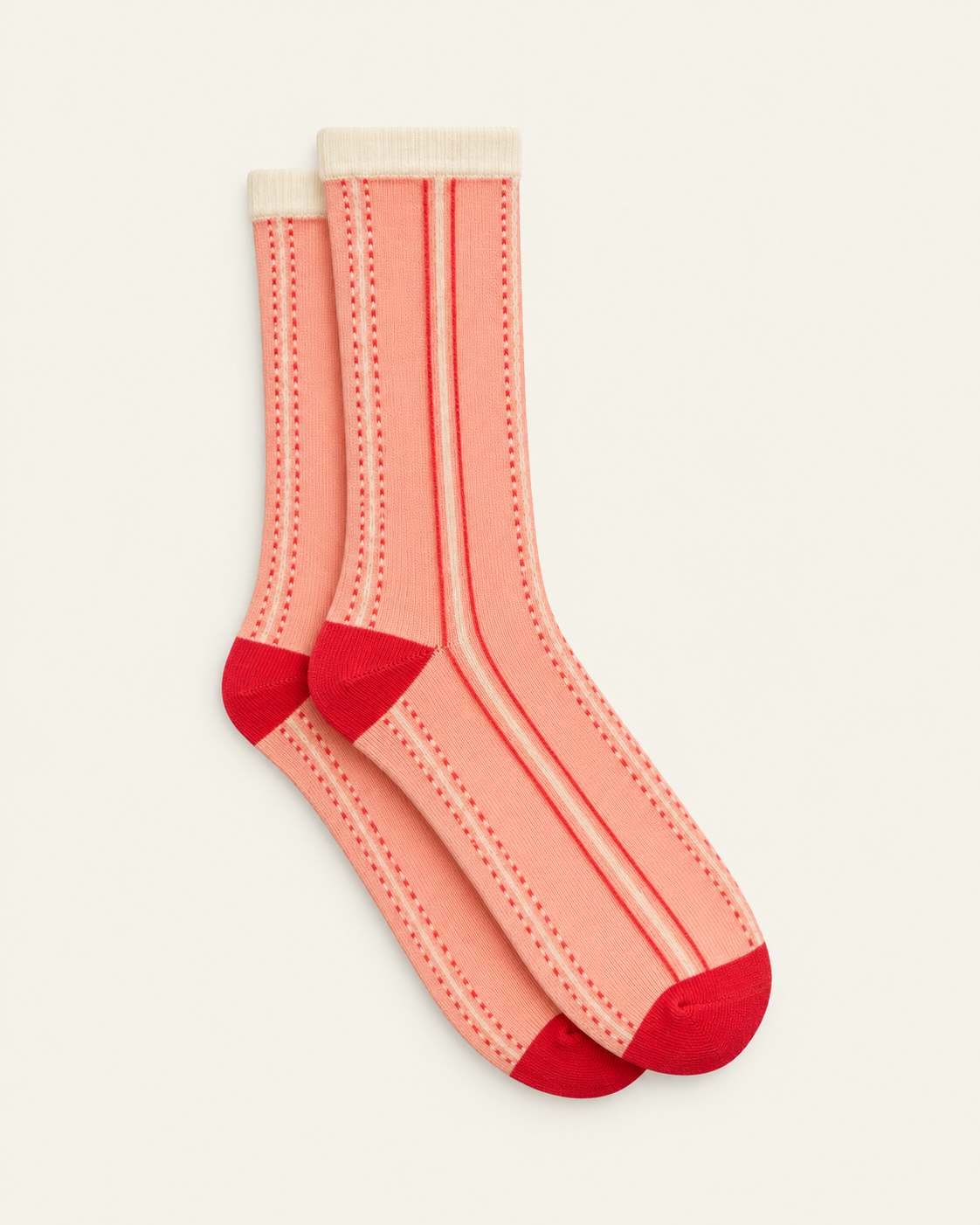 Beck Sondergaard - Chaussettes Linoa - Rose Shell — paire en packshot sur fond écru