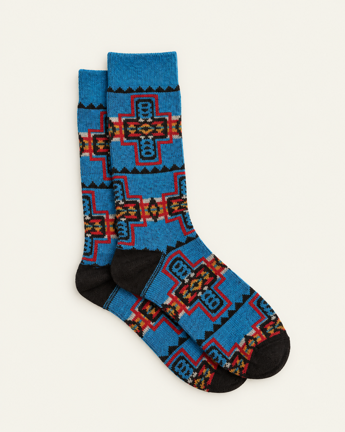 Anonymous ISM - Chaussettes Native Pattern Crew - Bleu — paire en packshot sur fond écru