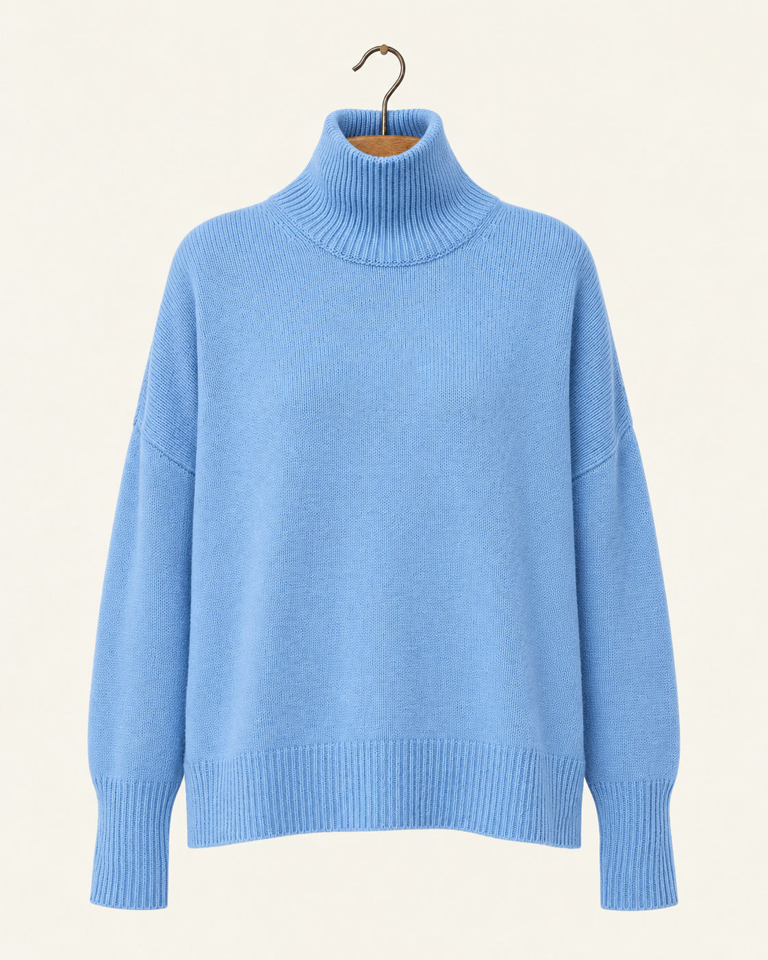 Lisa Yang - Pull Heidi - Bleu Azur, vue de face sur cintre