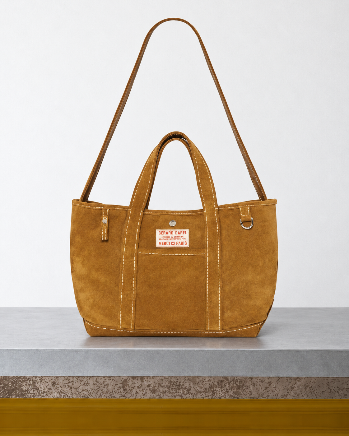Merci x Gerard Darel - Candide Medium Merci Daim - Jaune sur le banc