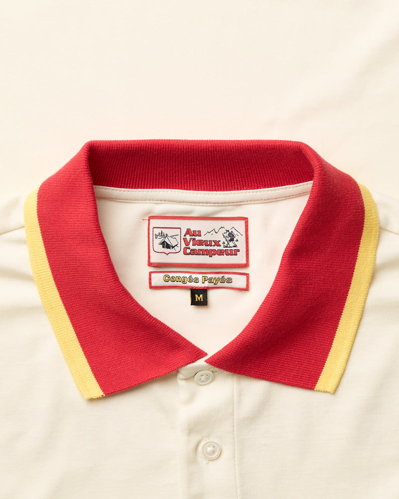 Au Vieux Campeur - Congés Payés - Polo Camping - Blanc & Rouge